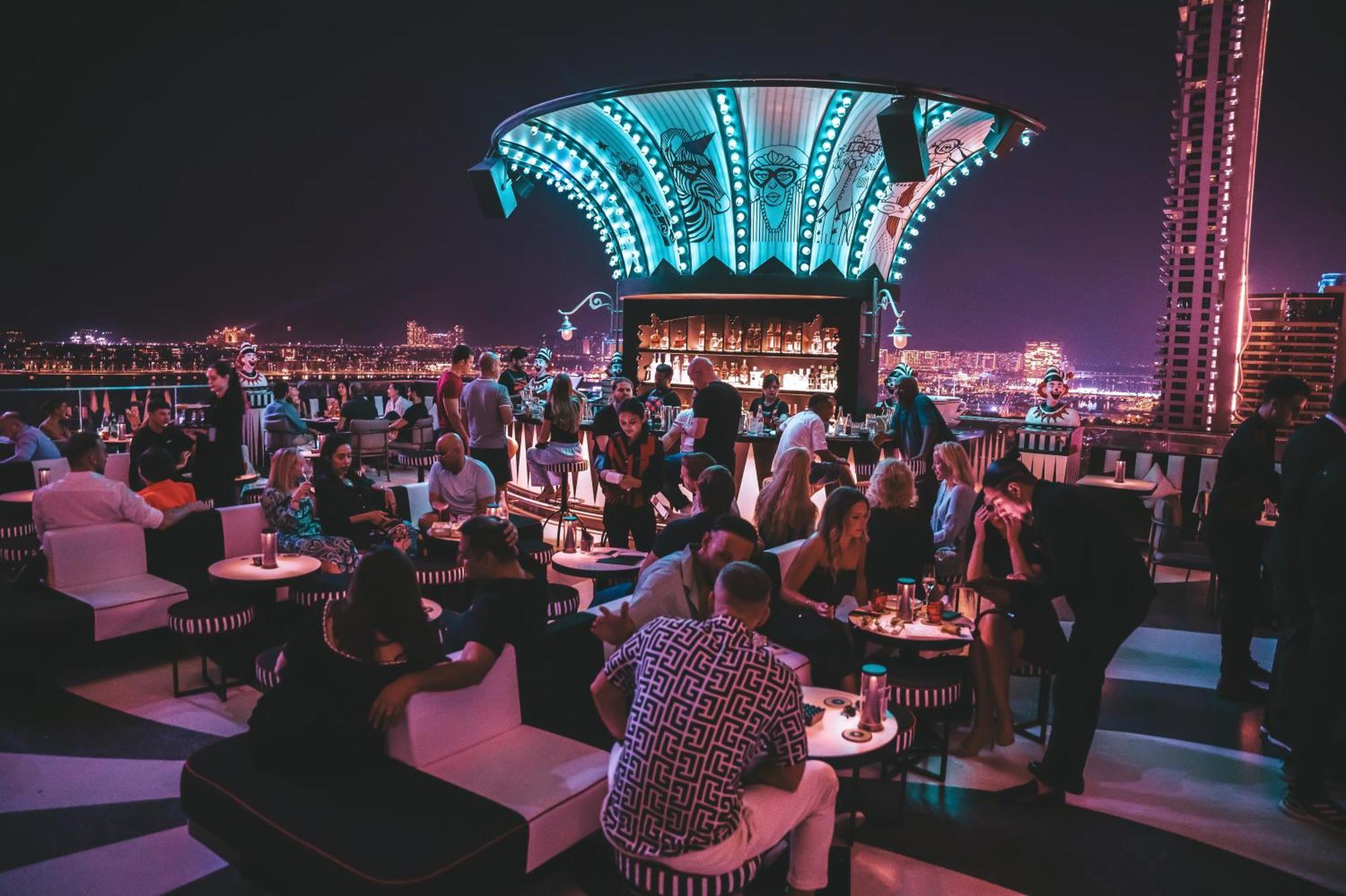 Hotel Five Luxe Dubaj Exteriér fotografie The View at The Palm