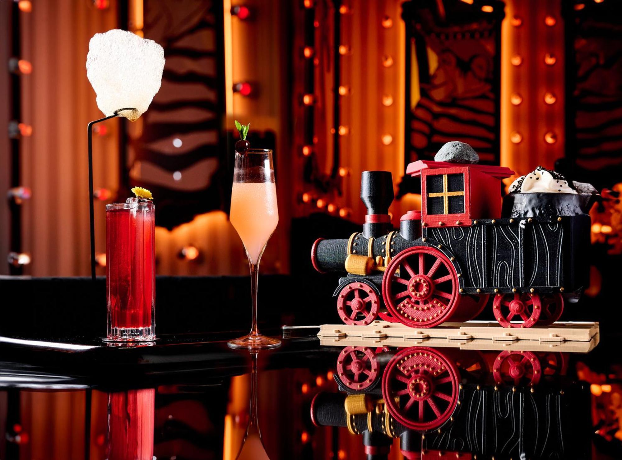 Hotel Five Luxe Dubaj Exteriér fotografie The bar at the Mandarin Oriental, Munich