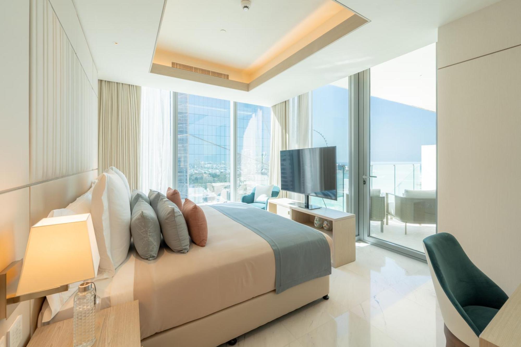 Hotel Five Luxe Dubaj Exteriér fotografie A bedroom at the hotel